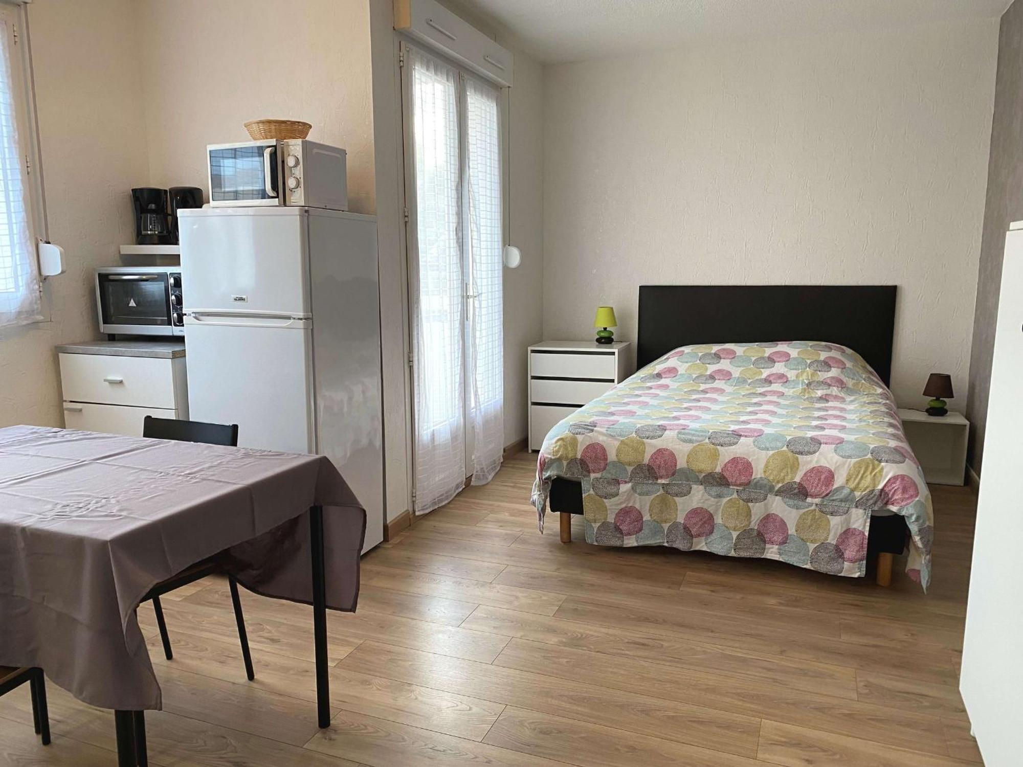 Studio Renove Avec Balcon, Proche Commerces, Wifi Et Cellier Privatif - Balaruc-Les-Bains. - Fr-1-553-13 Exterior photo