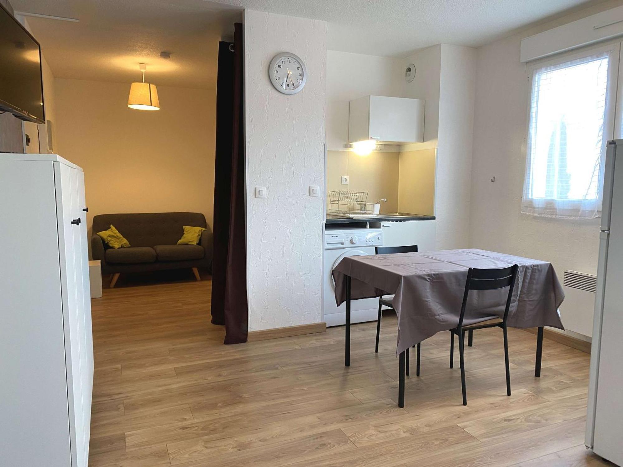 Studio Renove Avec Balcon, Proche Commerces, Wifi Et Cellier Privatif - Balaruc-Les-Bains. - Fr-1-553-13 Exterior photo
